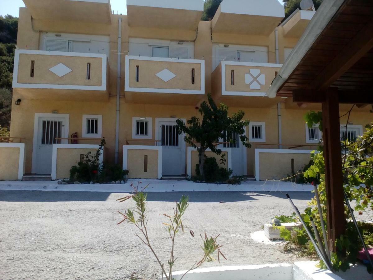 Denise Apartments Kéfalos Extérieur photo