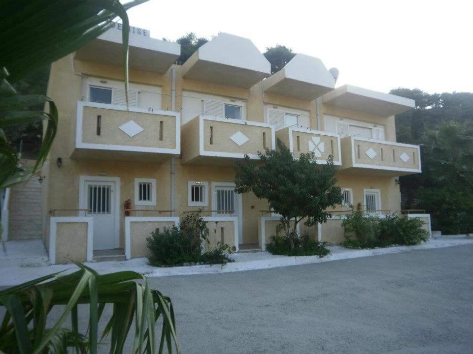 Denise Apartments Kéfalos Extérieur photo